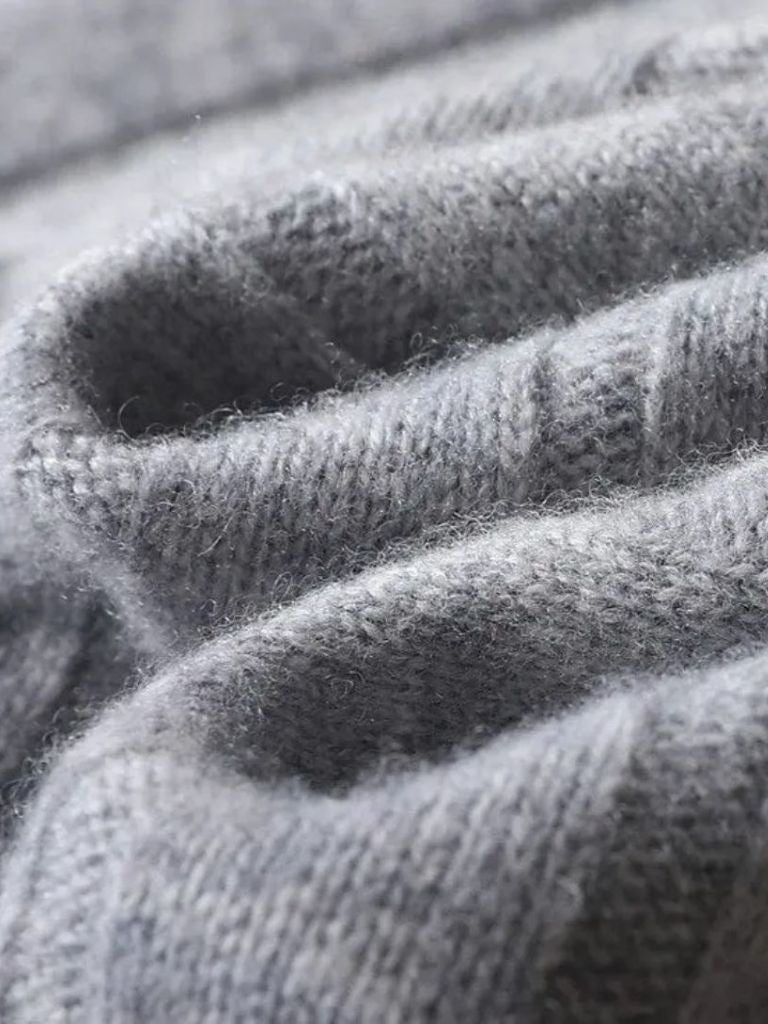 Sleeveless 100% Merino Wool Sweater - Cross & Crown